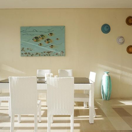 Villa Atas Pelangi Kuta  Buitenkant foto